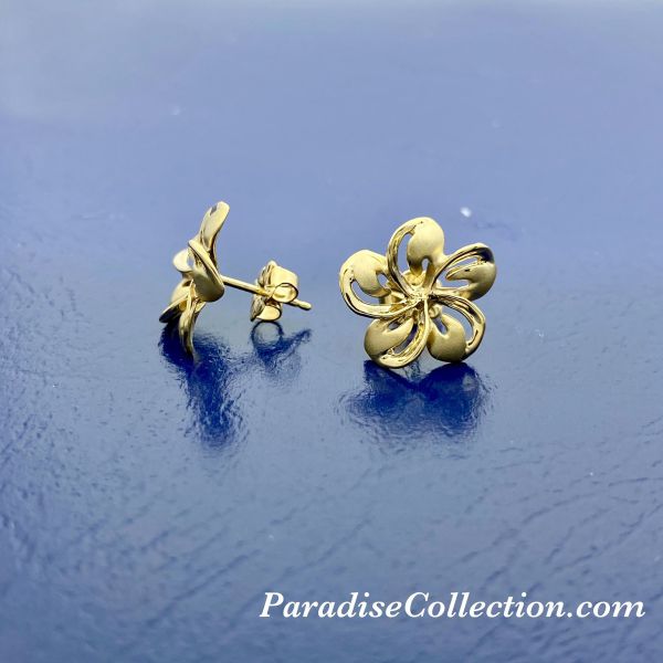 14KT Yellow Gold 14mm Cut in Plumeria Stub Earrings - Leilanis Attic